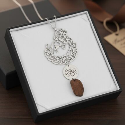 "Lion" Royal Gold-Plated Ornament with Natural Oud Wood